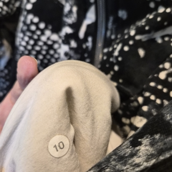 Scuba Hoodie III - Picture 12 of 12